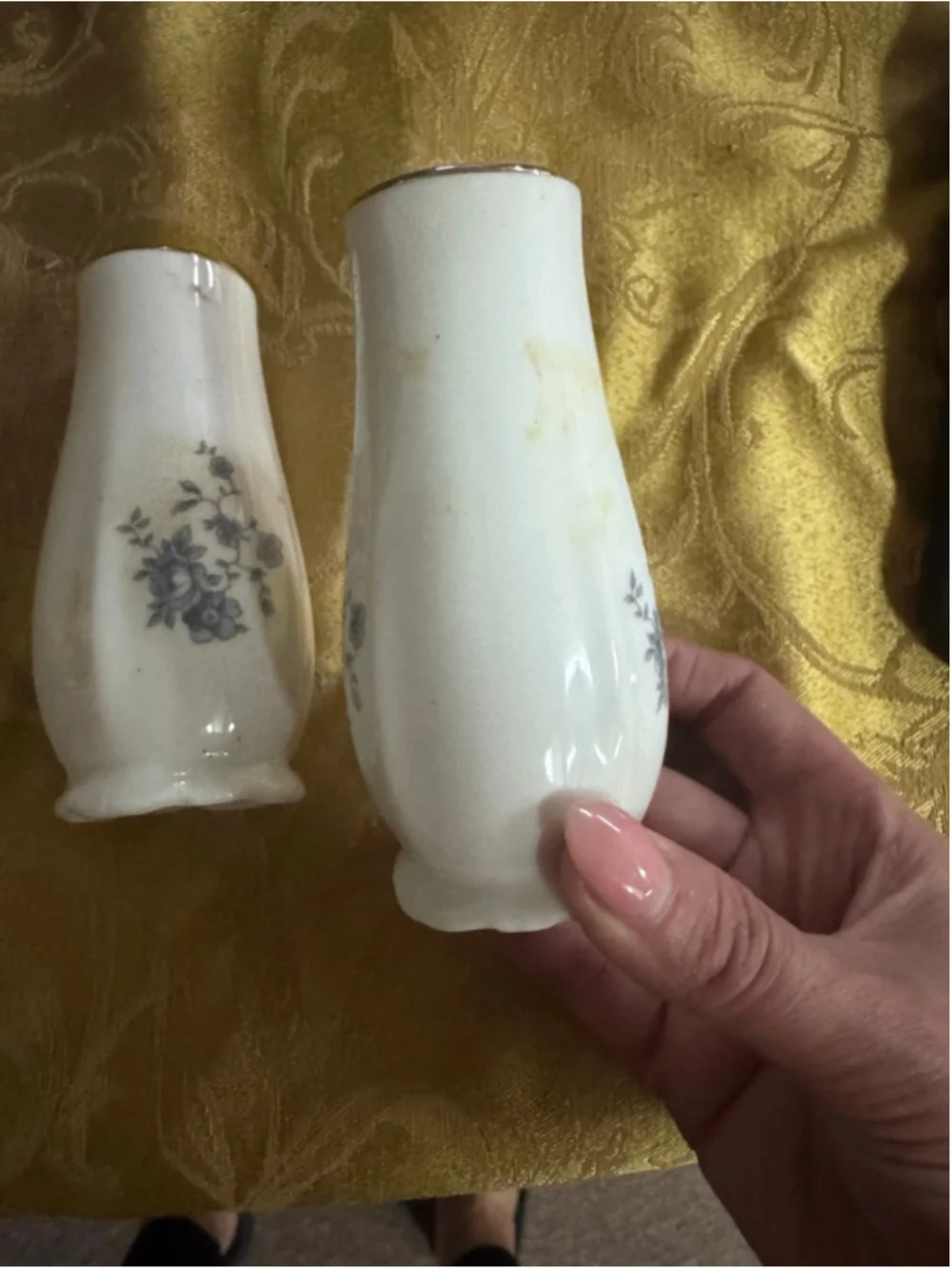 Vintage Dining White Blue Floral Salt and Pepper Shakers One Size